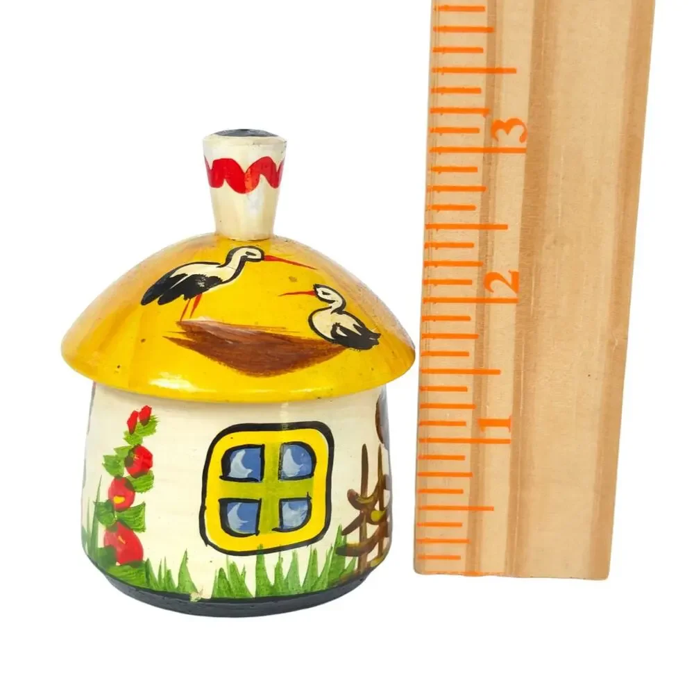 Handmade / Ukrainian Folk Art this vintage